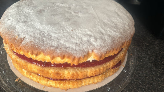 Victoria sponge Slices